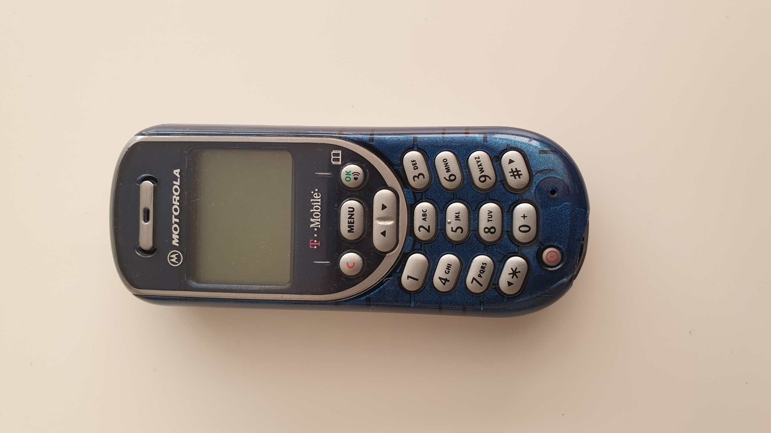 cell-phones-museum-motorola-talkabout-t192-2001